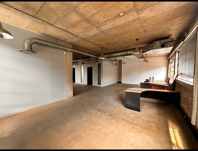 185M² OFFICE TO LET IN MILPARK